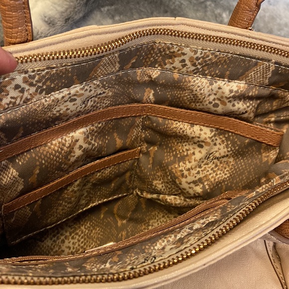 Guess Nude Rosata Handbag with Rose Gold Accents and Hanging Charm Bracelet - Picture 8 of 10